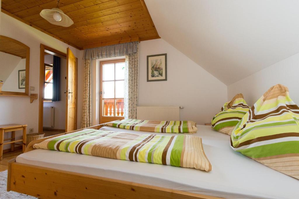 Villa Hüttstädterhof Familie Pötsch Aigen im Ennstal Zimmer foto