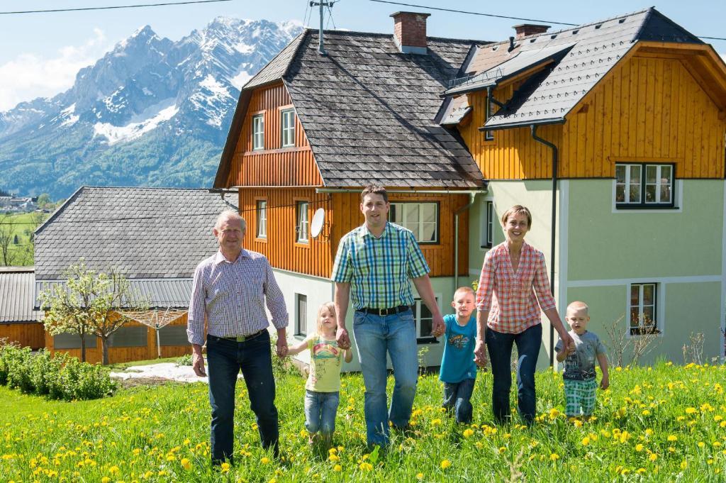 Villa Hüttstädterhof Familie Pötsch Aigen im Ennstal Exterior foto